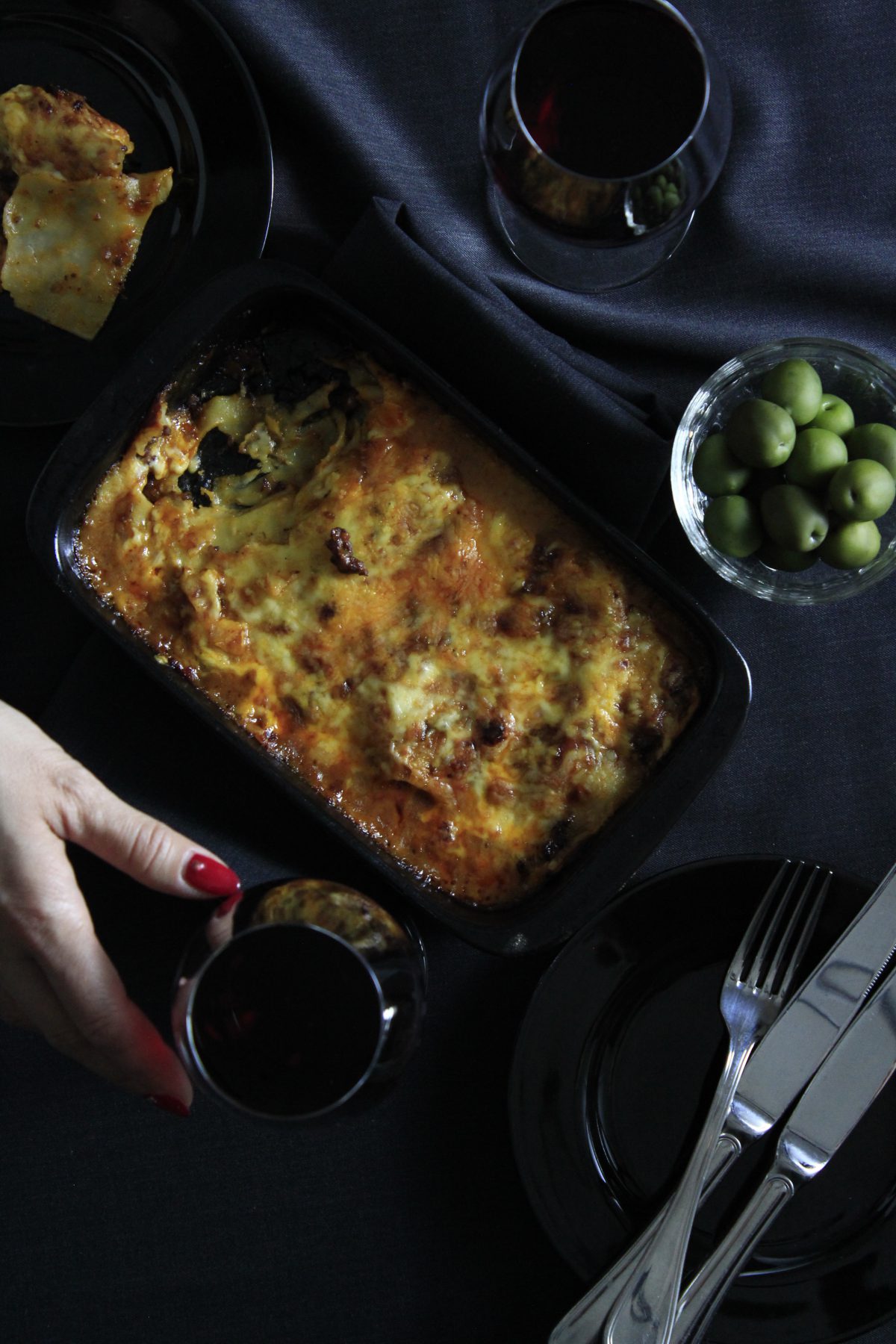 カルディの茹でないラザニアを盛り付け写真①