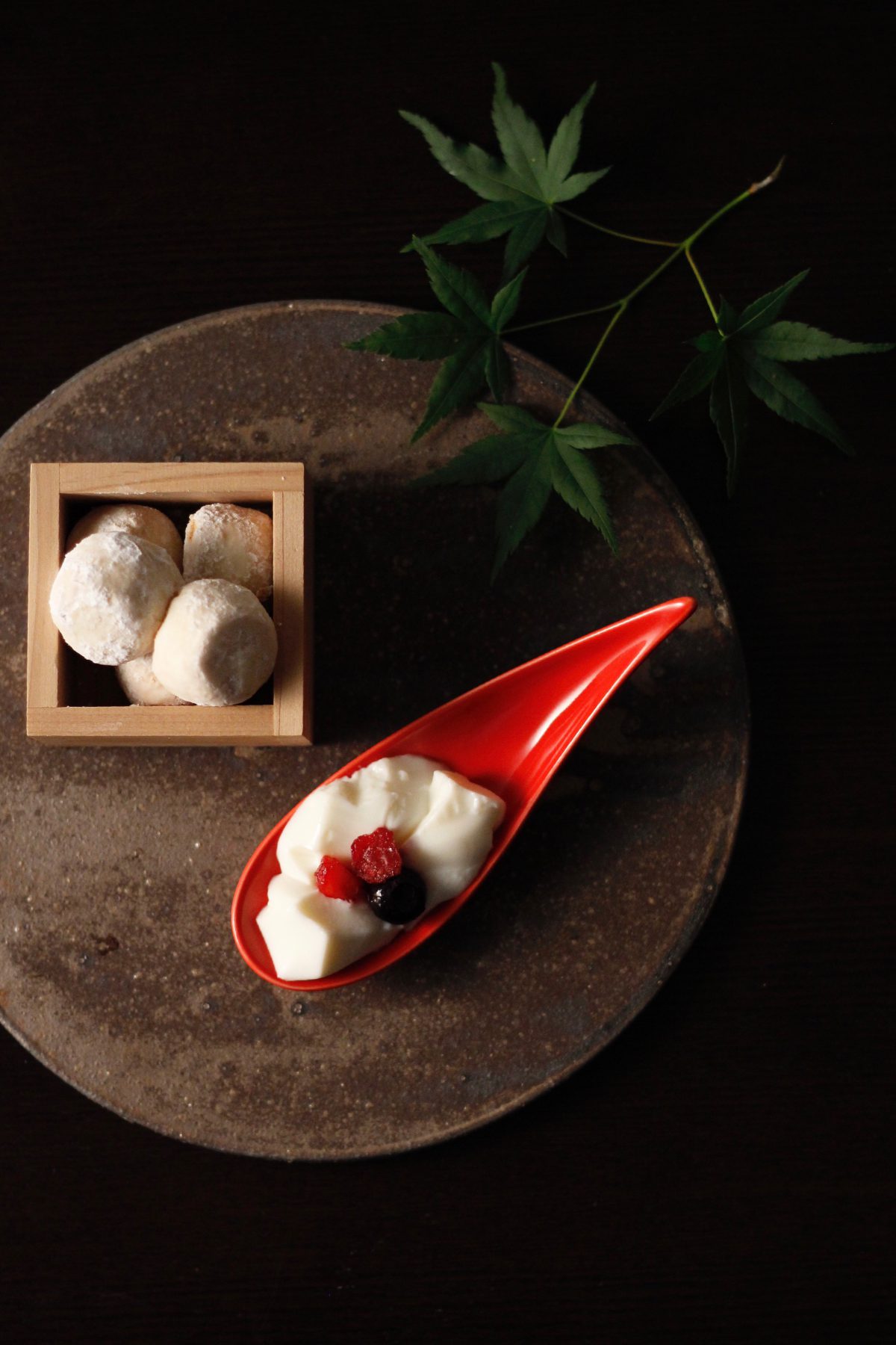 カルディオリジナルスウィーツを盛り付け写真①