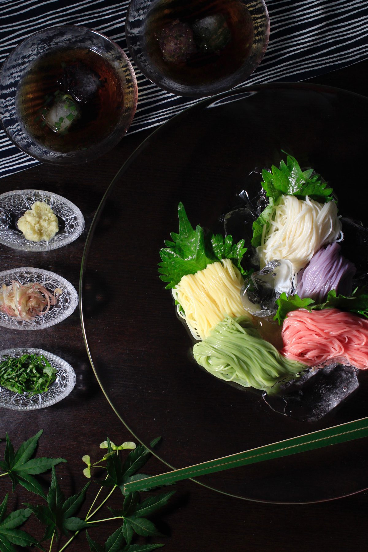 五色三輪そうめん盛り付け①