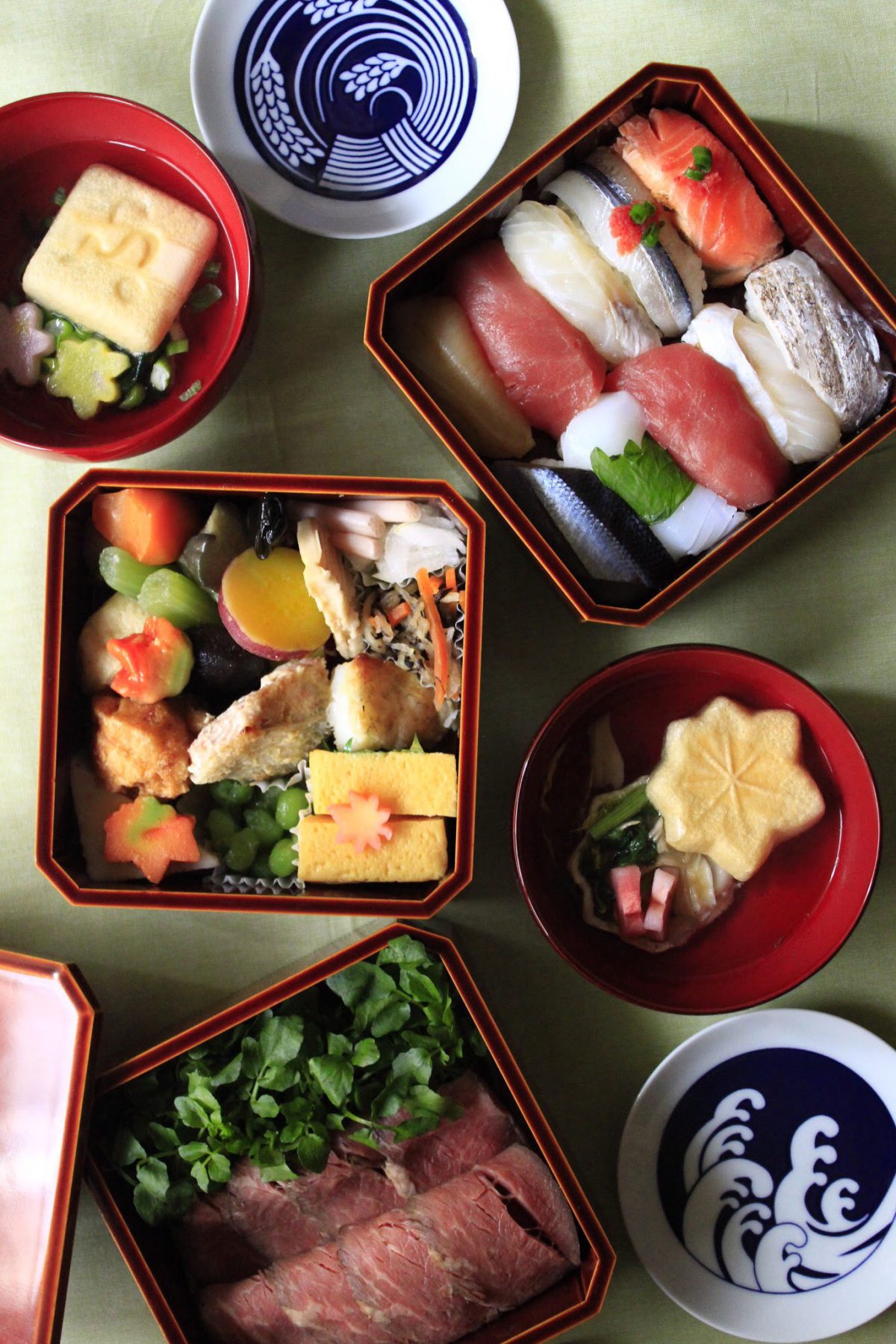 デパ地下惣菜を重箱に盛り付け①