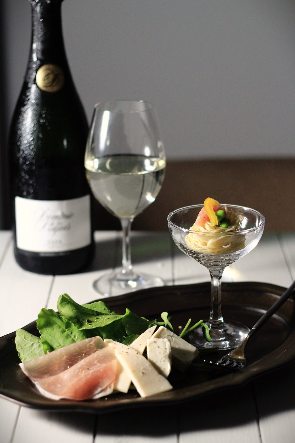 冷やし麺コンテスト！シャンパングラスで和えるだけ冷製パスタ