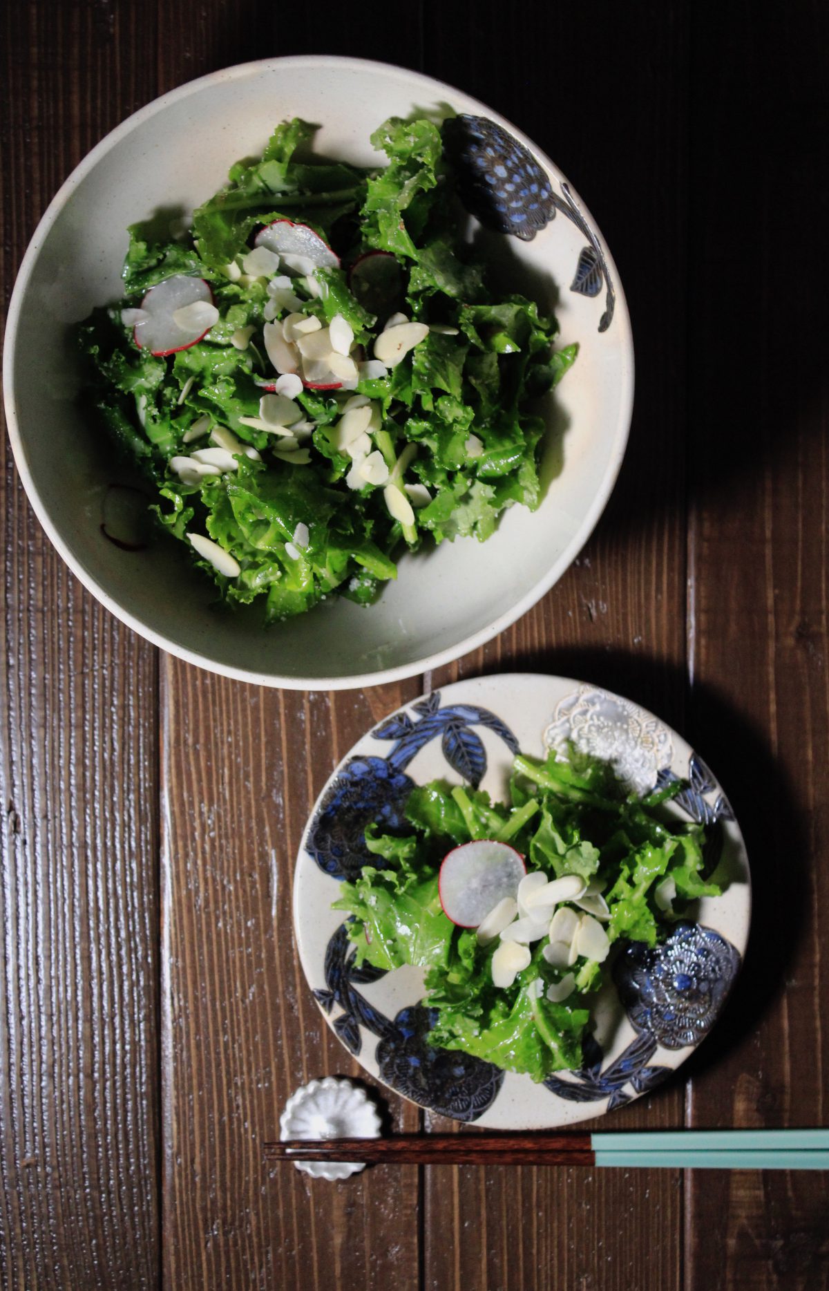 ①アイキャッチ写真ケールのチーズナッツサラダ