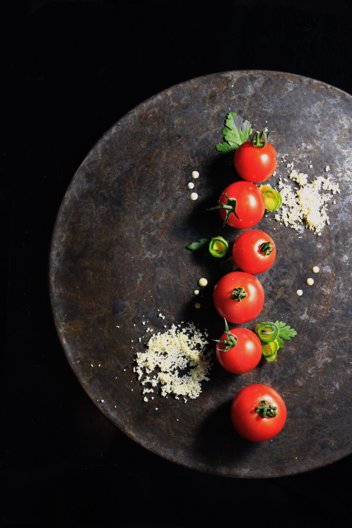 ①トマトとカボッコリーのプレート