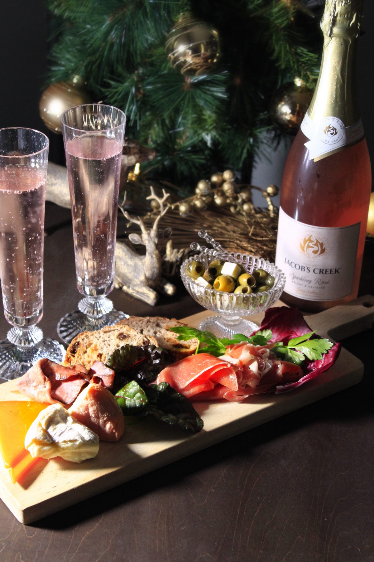 成城石井の惣菜を長方形のウッドプレートに⑥