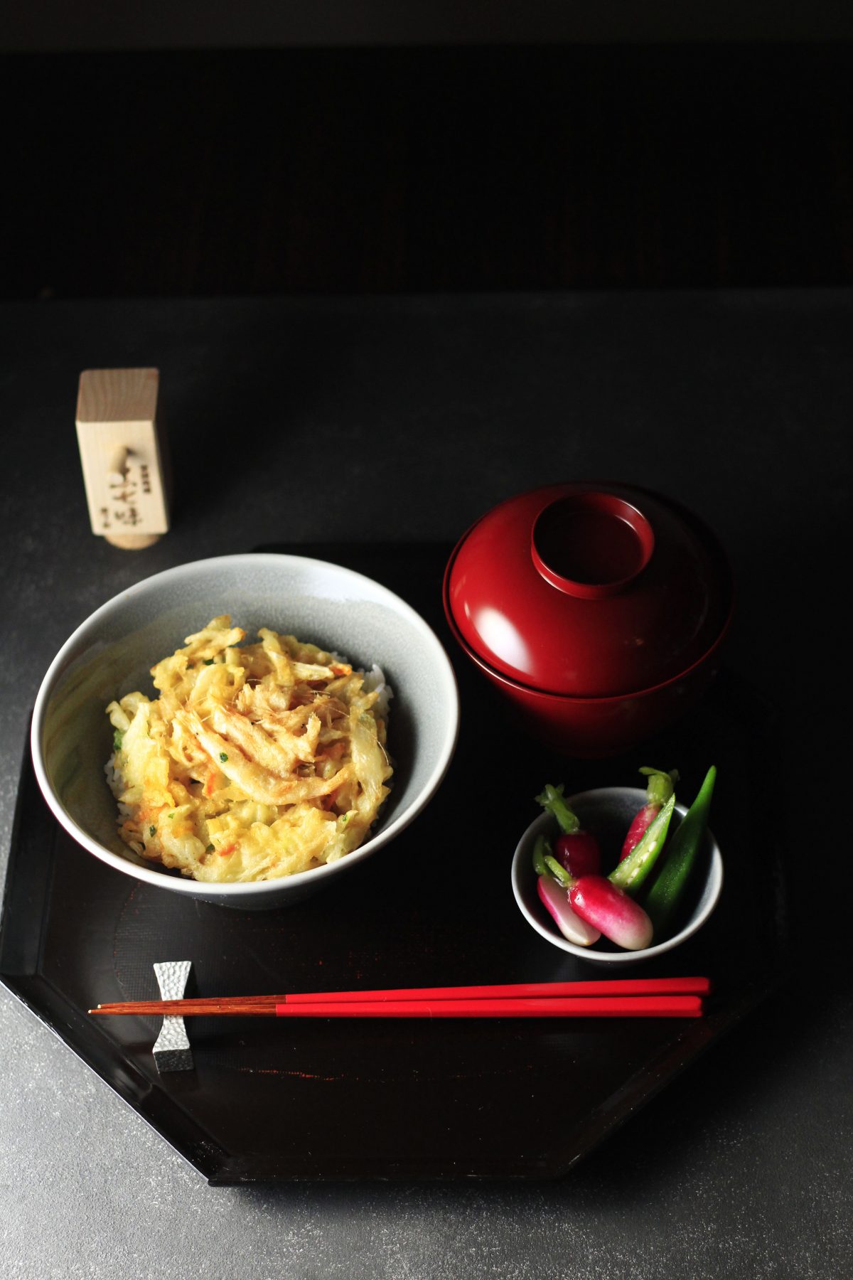 冷凍白えびかき揚げ丼①